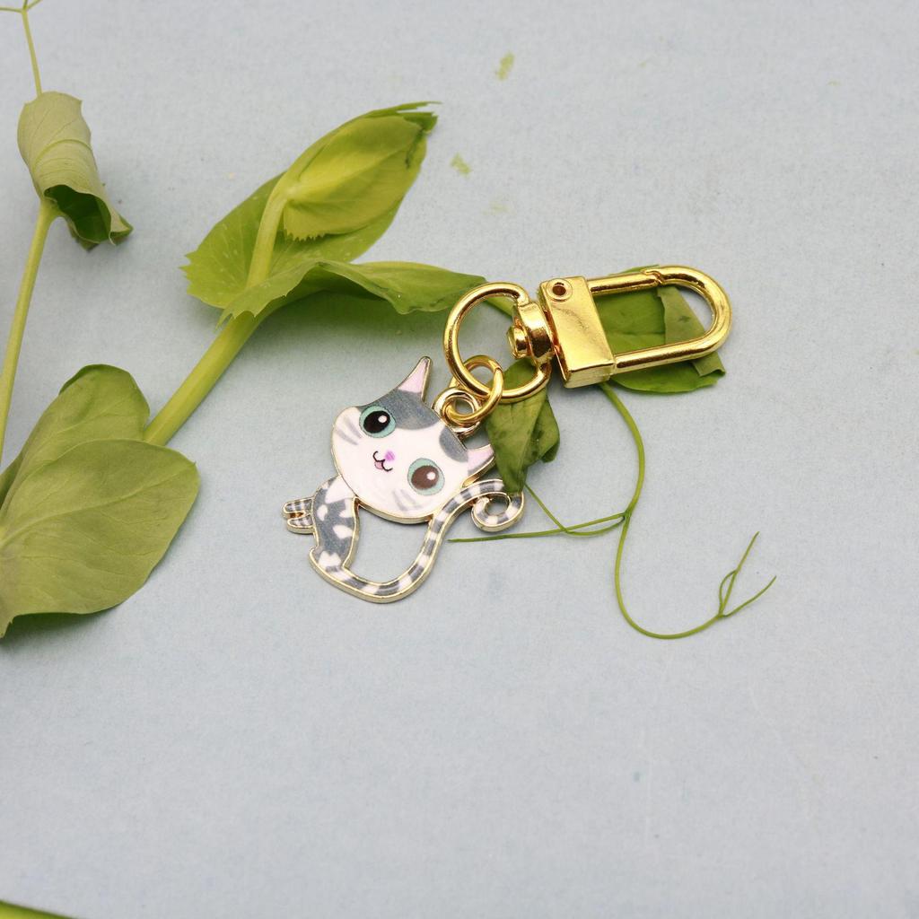 Adorable Alloy Little Cat Keychain Charm for AirPods and Mini Bags