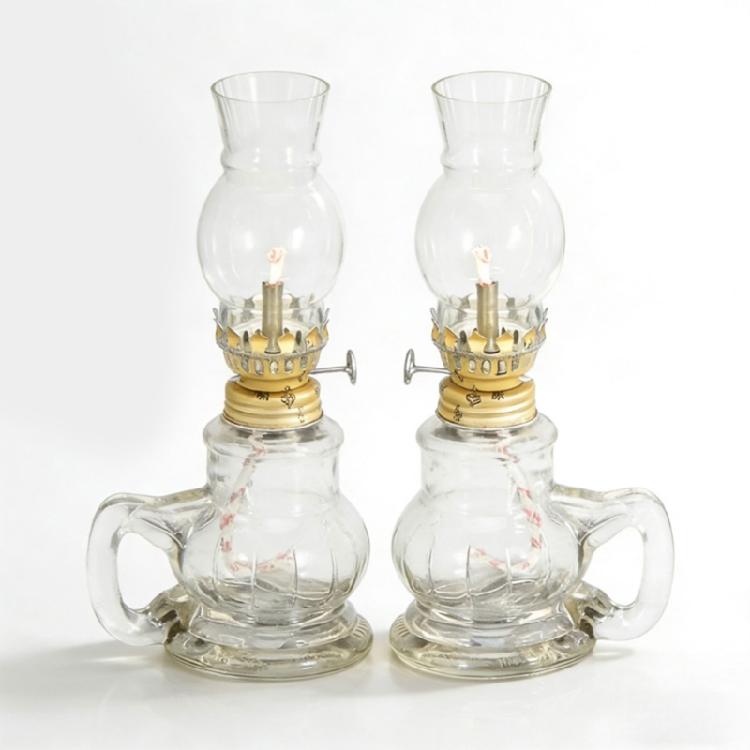 Candele ad Olio in Vetro Ricaricabili Stili Tornado Portacandele Riutilizzabili Candela Liquida Lanterna da Esterno/Interno Regalo