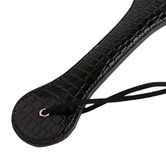 Yousheng Flirting Flogger Fast Adaptation Long Lifespan Faux Leather Sex Pleasure Flogger Whip for Couple