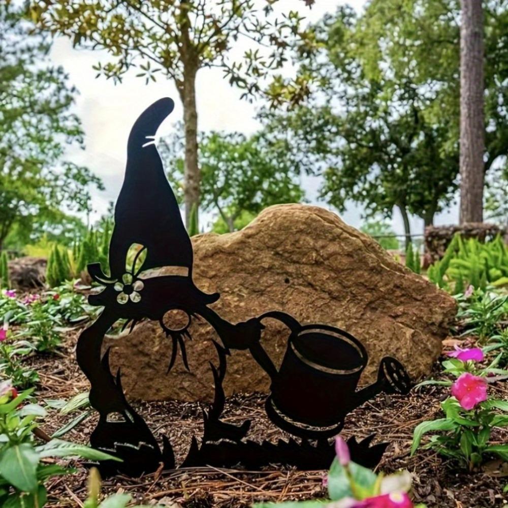 Metal Garden Gnome with Santa Figure Outdoor Yard Art Lawn Decoration Stake