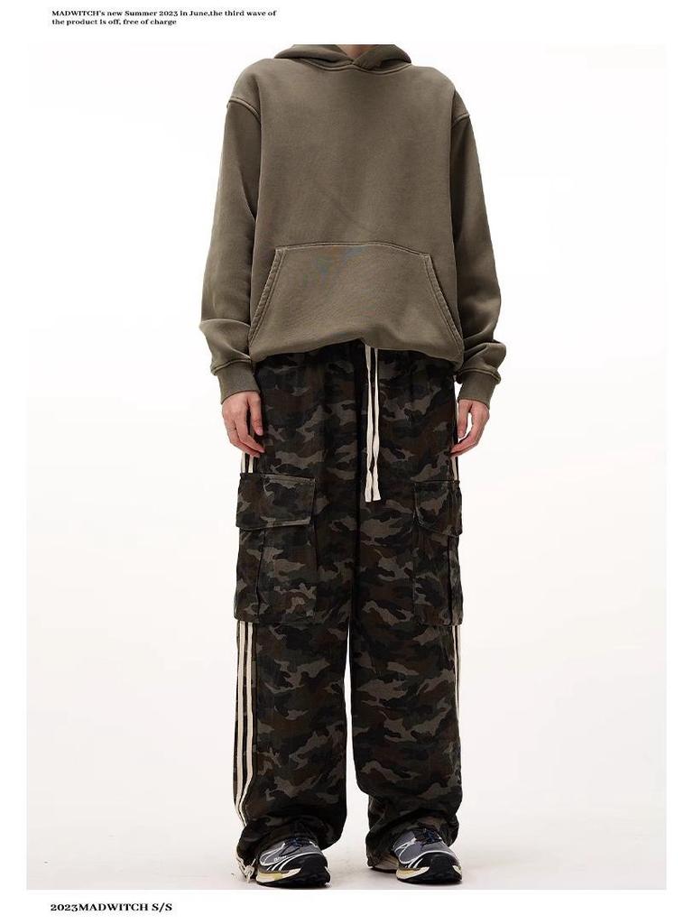 Men's Retro Camouflage Overalls: Spring Casual, Trendy, Loose-Fit with Large Pockets