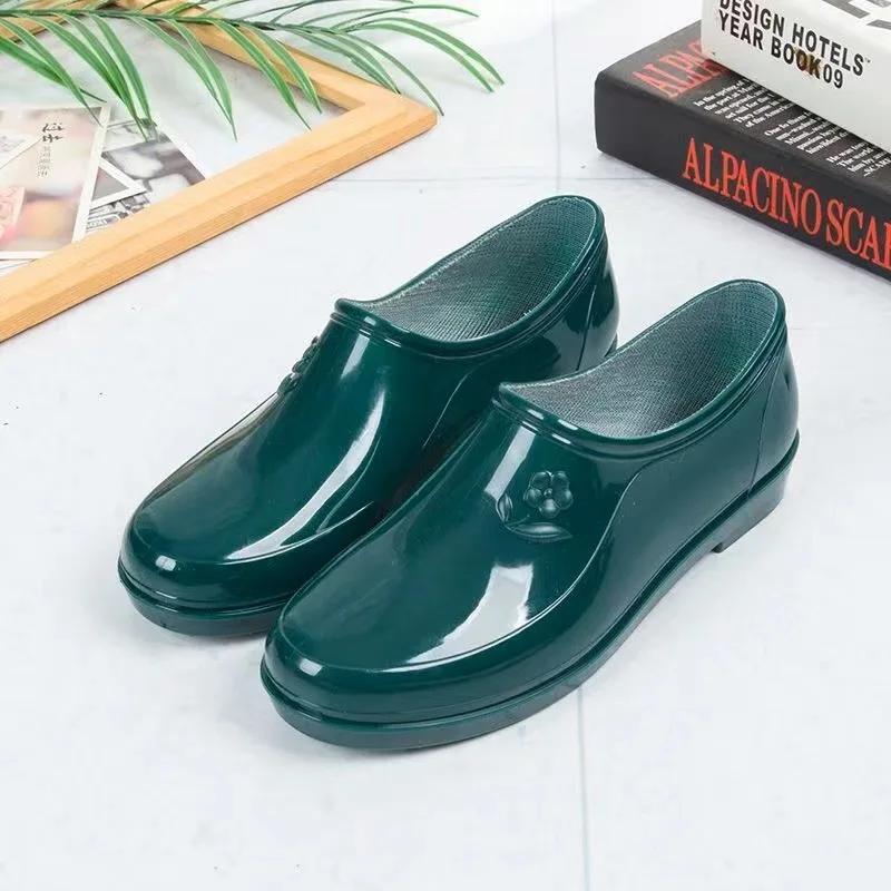 Fashion 2024 New Style Rain Boots for All Seasons Waterproof Rain Boots Plus Velvet Warm Work Car Wash Shoes Kitchen Work Rain Boots