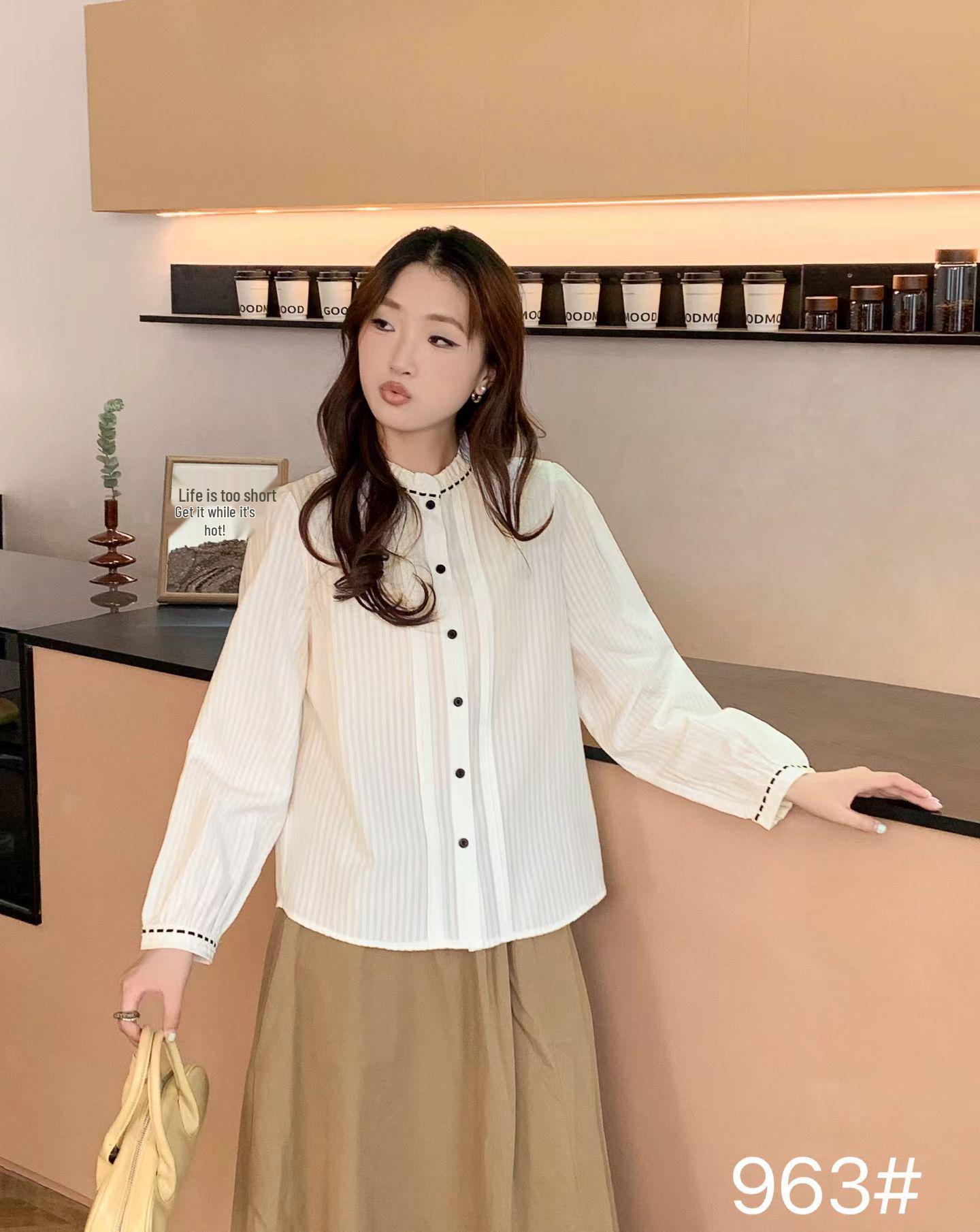 

Women s Spring Striped Stand-Collar Shirt with Contrasting Buttons and Lantern Sleeves L (110-140 cm) грязно-белый
