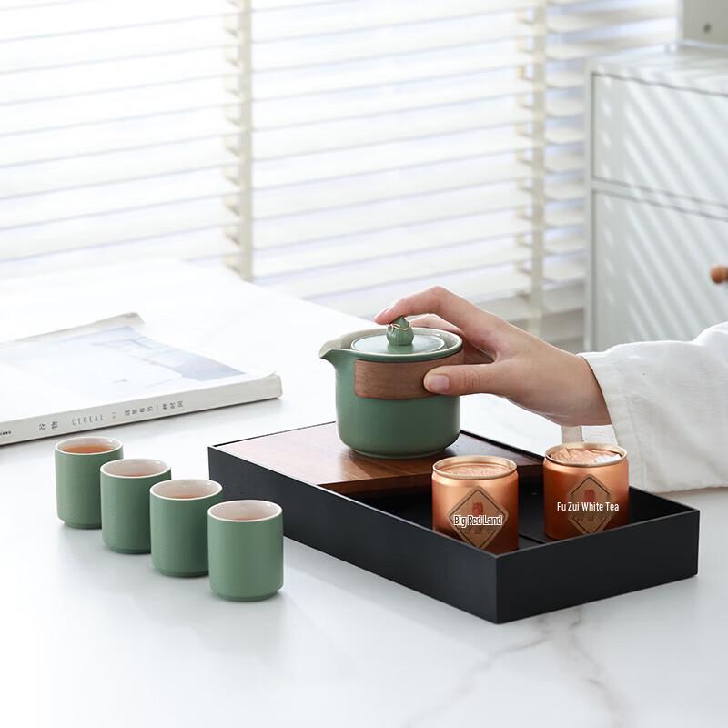 Pin Jian Chinese Cultural Tea Set Gift Collection