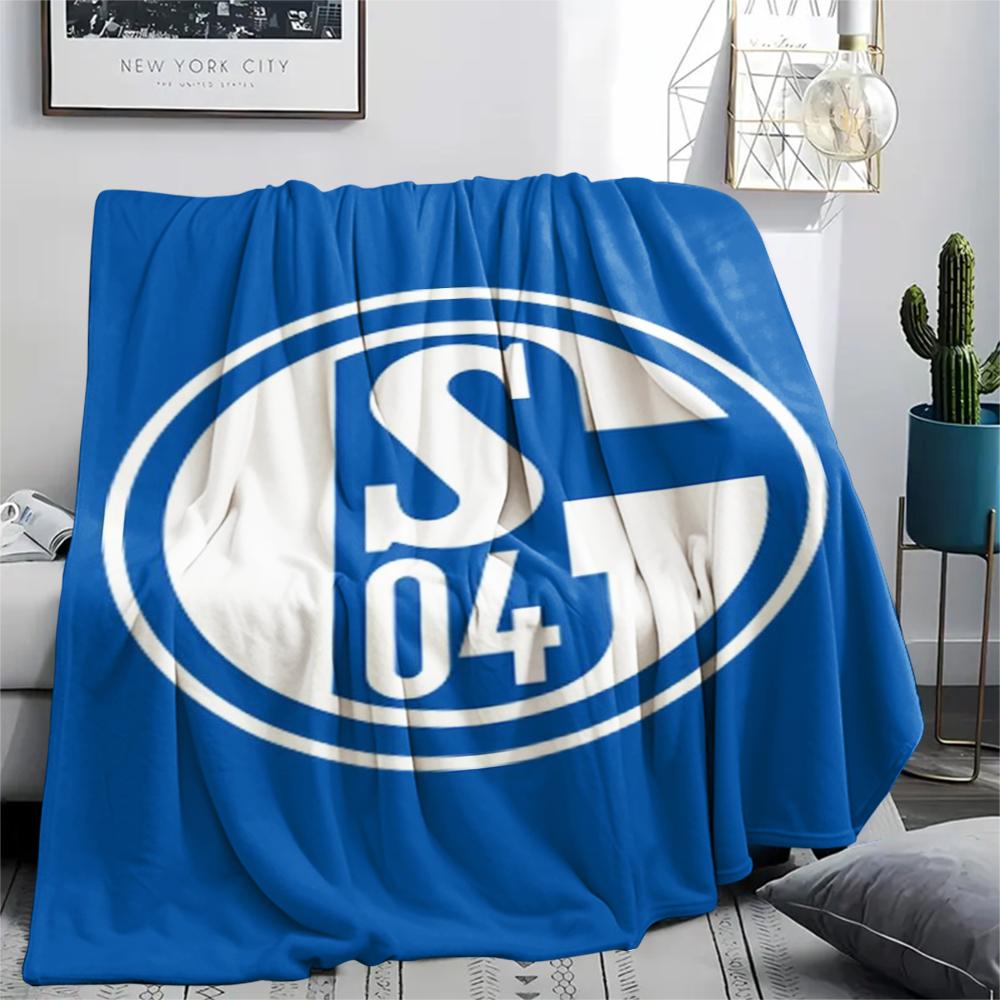 1PC Schalke 04 Print Flannel Blanket, High Quality Comfortable for All Seasons, Home Decor, Warmth and Comfort, Perfect for Christmas Gifts