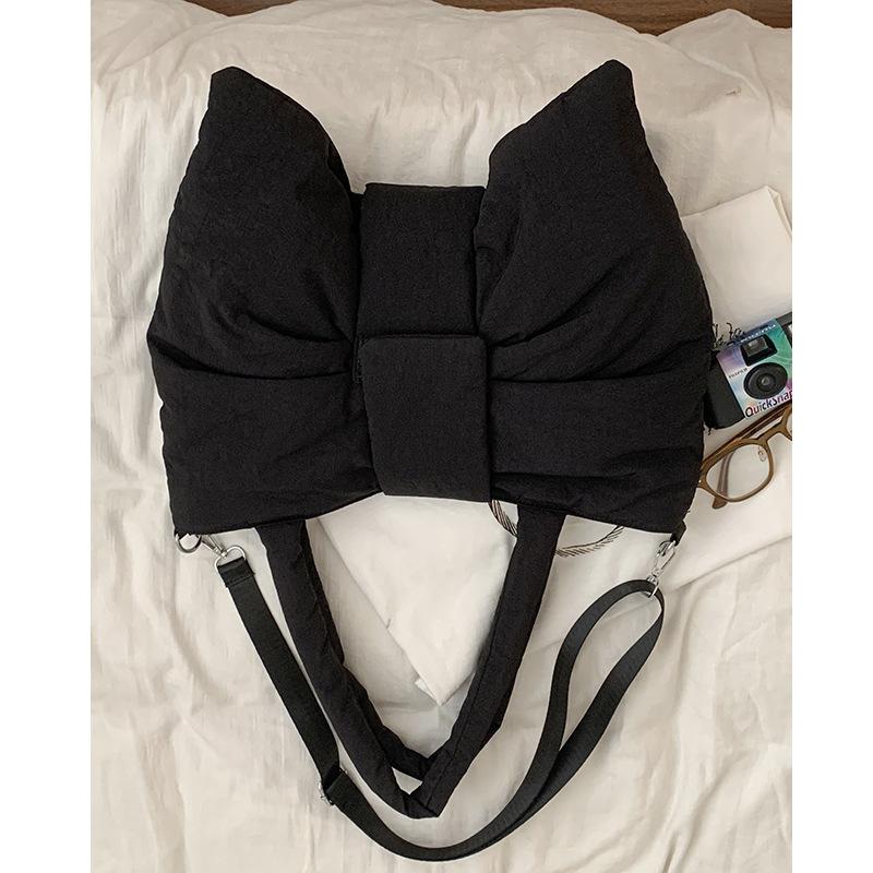 Корейская мода сумка-бант из нейлоновой парусины женская летняя 2025 новая сумка-пуховик большой вместимости сумка подмышку чёрный