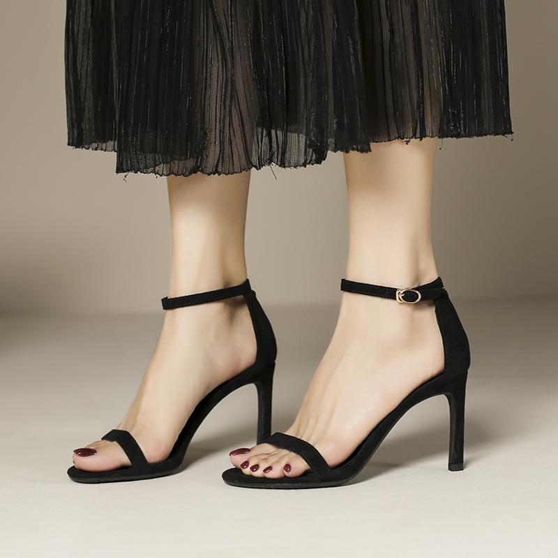 Sommar Damsandaler Mocka Höga Klackar Stiletto Mode Sandaler Damklackar Damskor Damsandaler Klassiska Sexiga Pumps