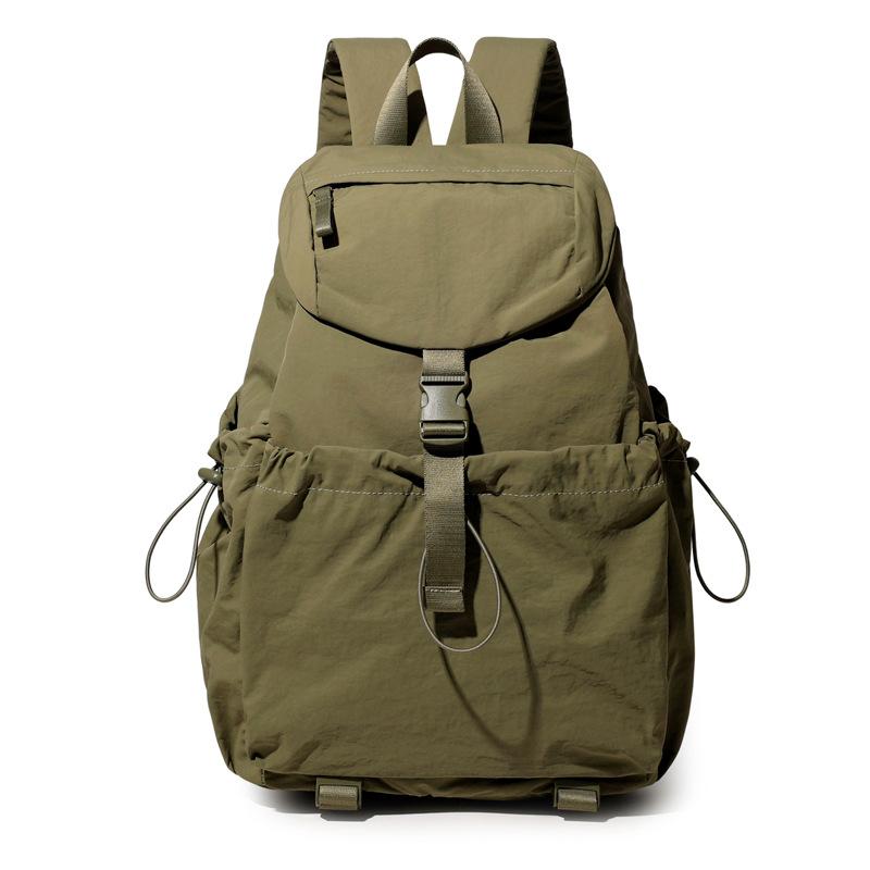 

Легкий рюкзак женский однотонный водоотталкивающий зелёный