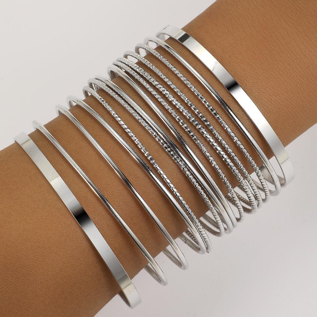 Exaggerated Niche Design Sense Metal Round Bracelet Geometric Personalized Bracelet