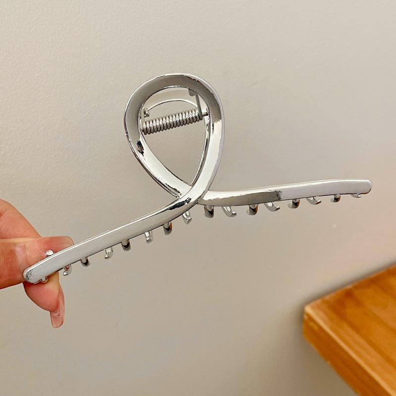 Fashion Metal Grab Clip Korean Large High-end Sense Hair Grab Retro Headwear Elegant Alloy Shark Clip Pearl Hairpin