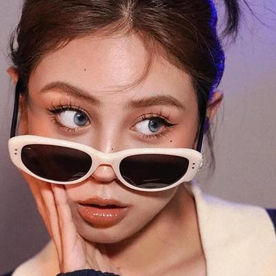 NeoRetro 20307 Ugly Sunglasses C2 White Black