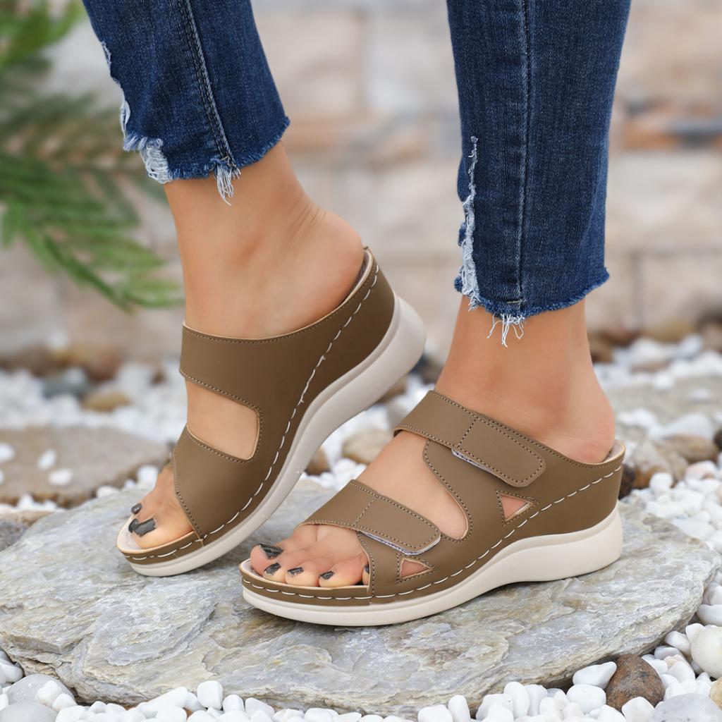 Women Beach Slippers Summer Casual Anti-slip Slip On Slippers Women Comfort Designer Platform Wedge Sandals Slides Women