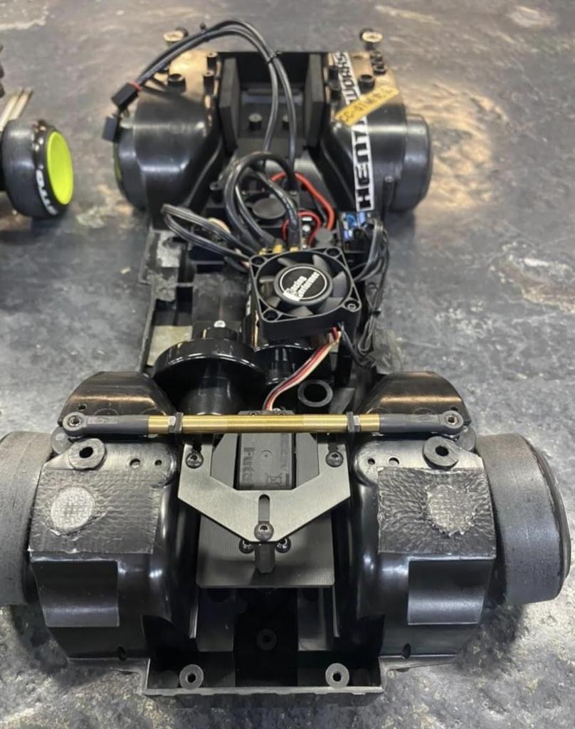 Metal Garage Japan Original TAMIYA Hentai Upper Front Strut Plate B CC-01RWD (MGCC-07)