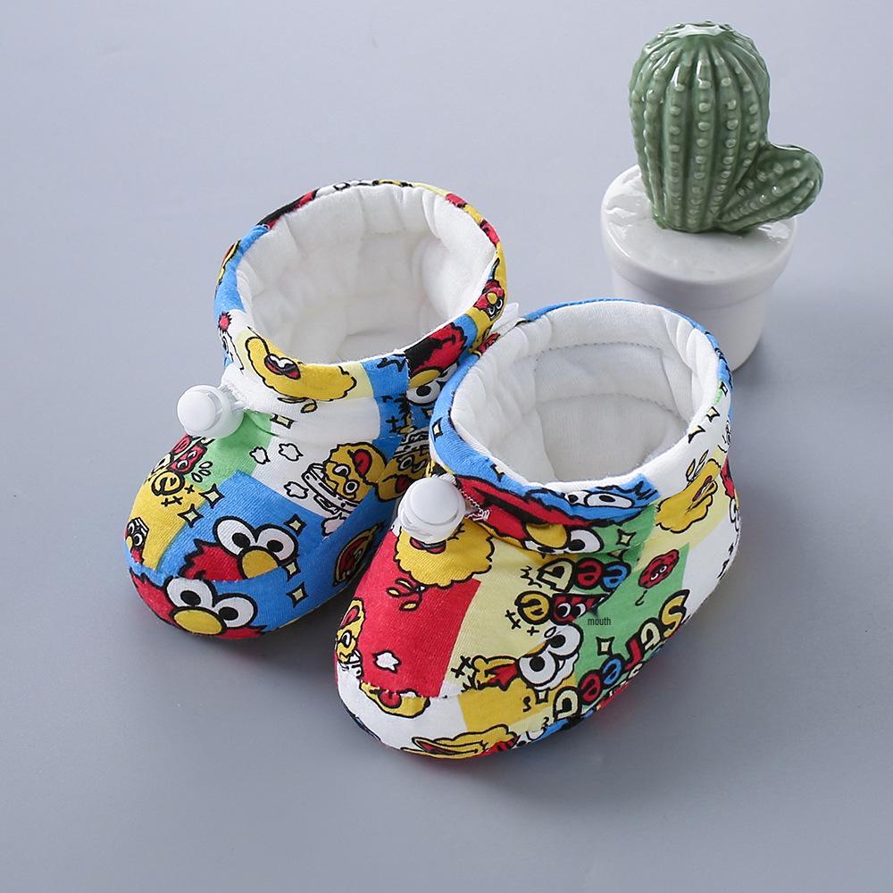 Winter Newborn Fleece-Lined Soft-Soled Baby Shoes & Socks: Warm Cotton for Toddlers, Boys & Girls