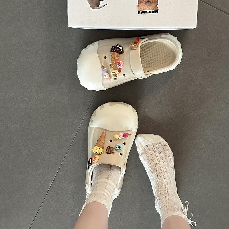 [BRSO] Cartoon cone soft-soled hole shoes are fashionable and versatile, cute, soft and cute in summer, and wear thick-soled cool slippers.