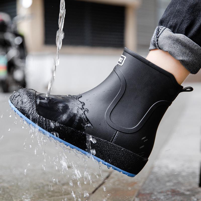 Rain Boots Men and Women Outdoor Waterproof Work Shoes Fashionable Kitchen Car Wash Fishing Rubber Shoes Overshoes