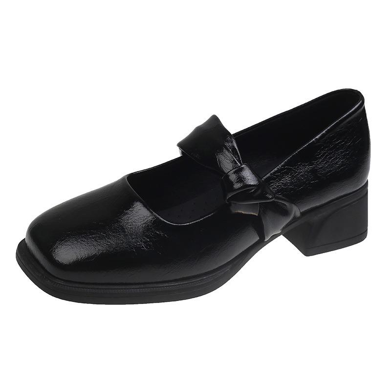 Coarse heel Mary Jane shoes women's new summer beautiful gentle single shoes with skirt temperament small leather shoes
