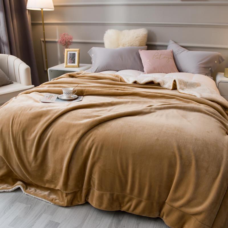 Double-Layer Thickened Flannel and Lamb Fleece Blanket with Solid Color and Custom Logo