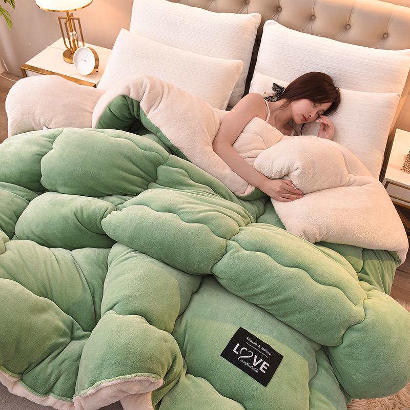 Solid Color Milk Velvet Winter Quilt with Flannel & Lambswool Core - Thick Warm Mattress Topper