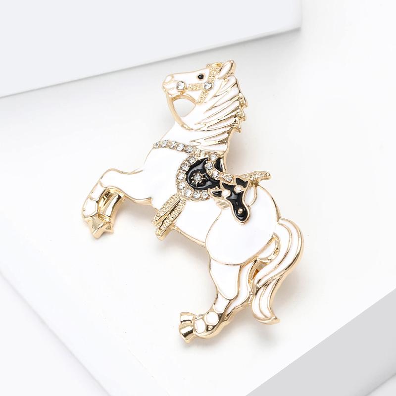4-Color Alloy Running Horse Brooch Pins Fashion Exquisite Zodiac Horse Badge Women Kid'S Clothes Backpack Brooches New Year Gift