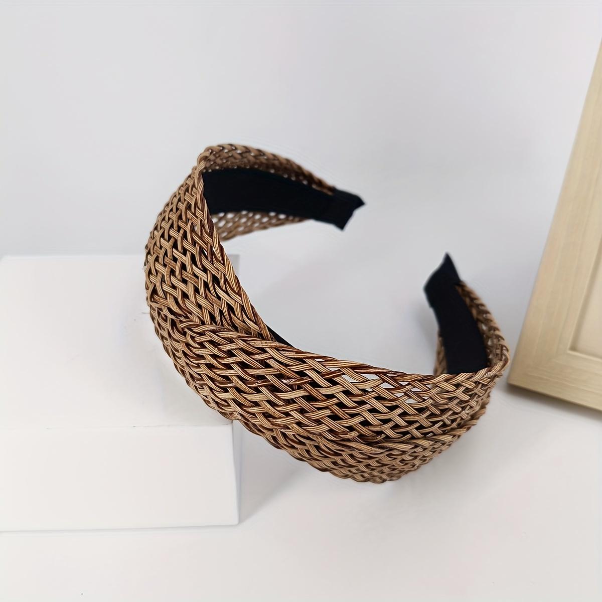 

7Cm Wide Rattan Strips Woven in a Crisscross Pattern to Create a Fabric Hairband.