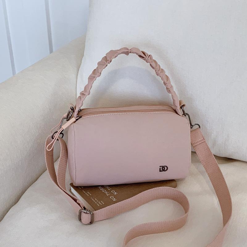 Lightweight small cloth bag women's new fashion simple versatile shoulder small square bag travel commuter messenger bag