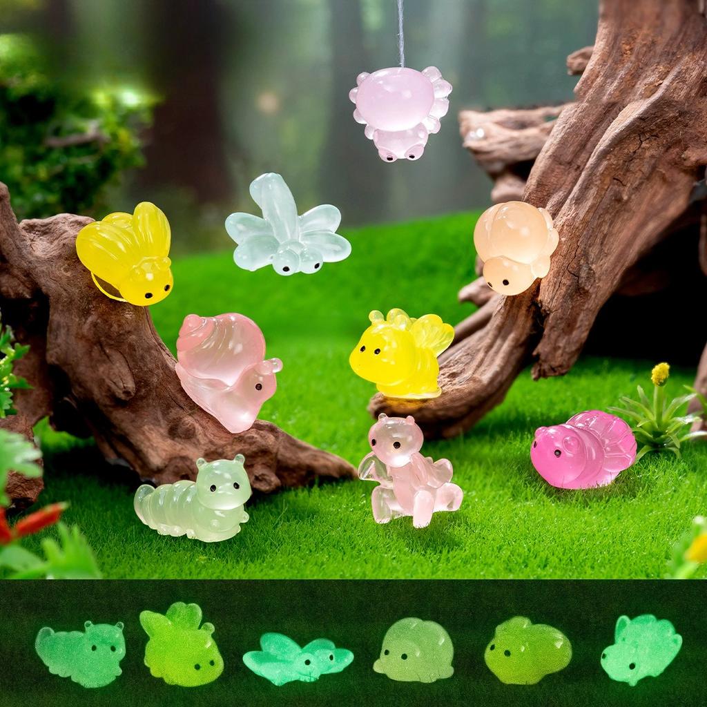 20/50pcs Luminous Resin Mini Caterpillar Snail Insect Doll House Glow-in-the-Dark Insect Figurines for DIY Aquarium Garden Decor