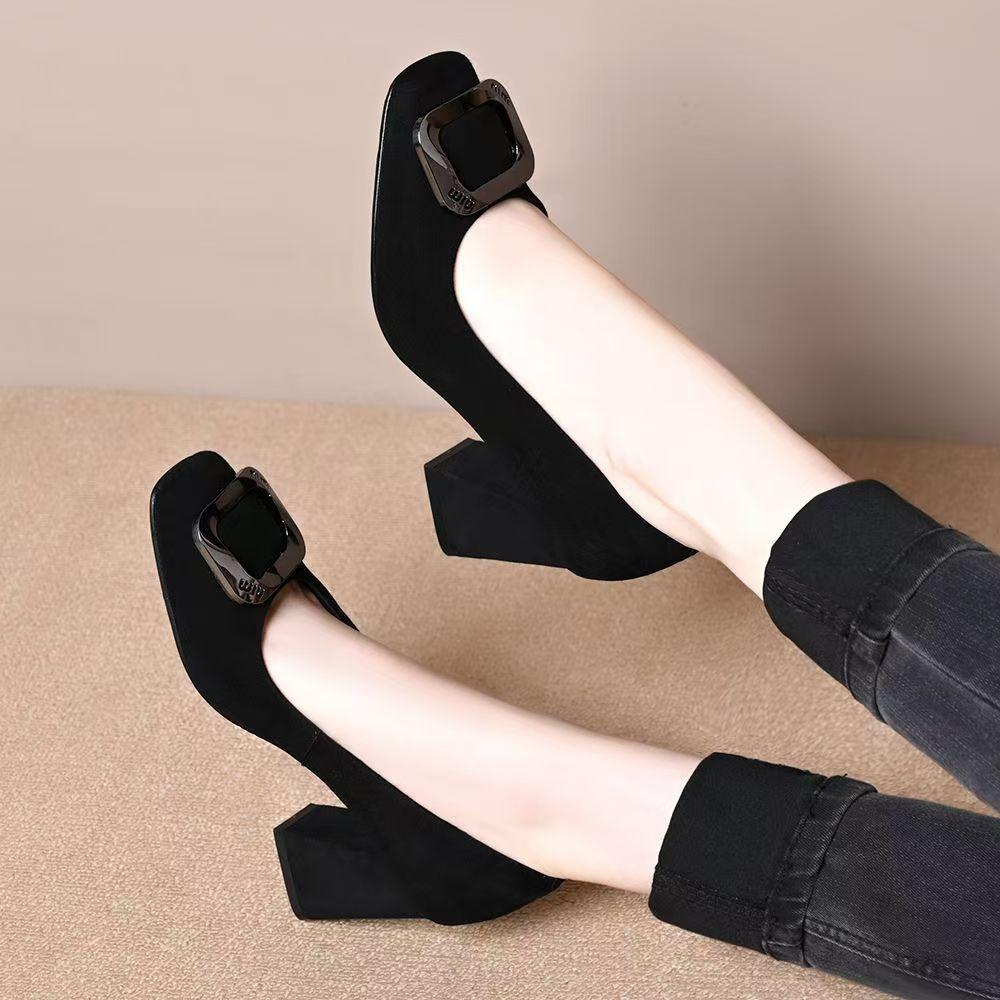 Scarpe singole retrò francesi autunnali nuovo abbigliamento esterno temperamento punta quadrata scollatura bassa comodi tacchi alti