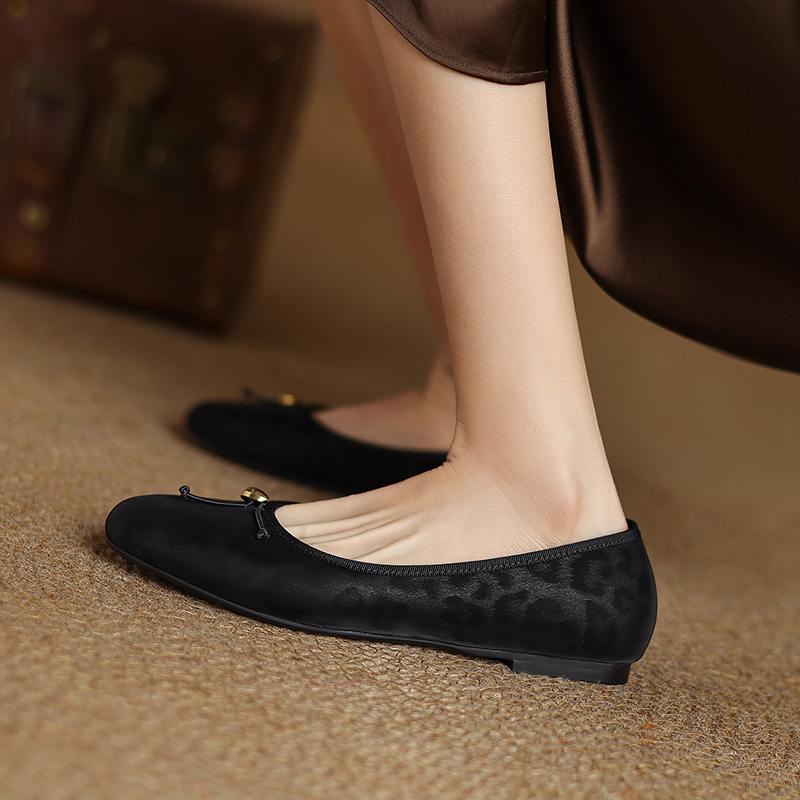 Krazing Pot Cow Skin Summer Spring Autumn Winter Flats Slip on Leopard Women Keep Warm Round Toe Bowtie Shallow Shoes