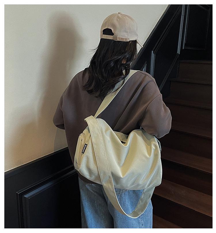 Women's Large Capacity Travel & Yoga Bag with Wet/Dry Separation and Shoe Compartment, Attachable To Trolley Case.