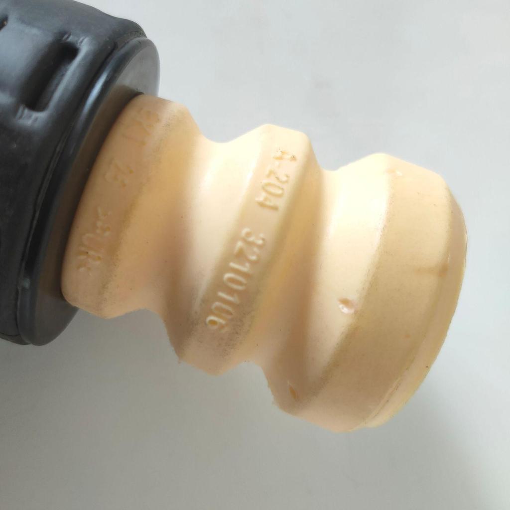Shock Absorbing Dustproof Rubber Bushing Set for Mercedes W204 2043260398