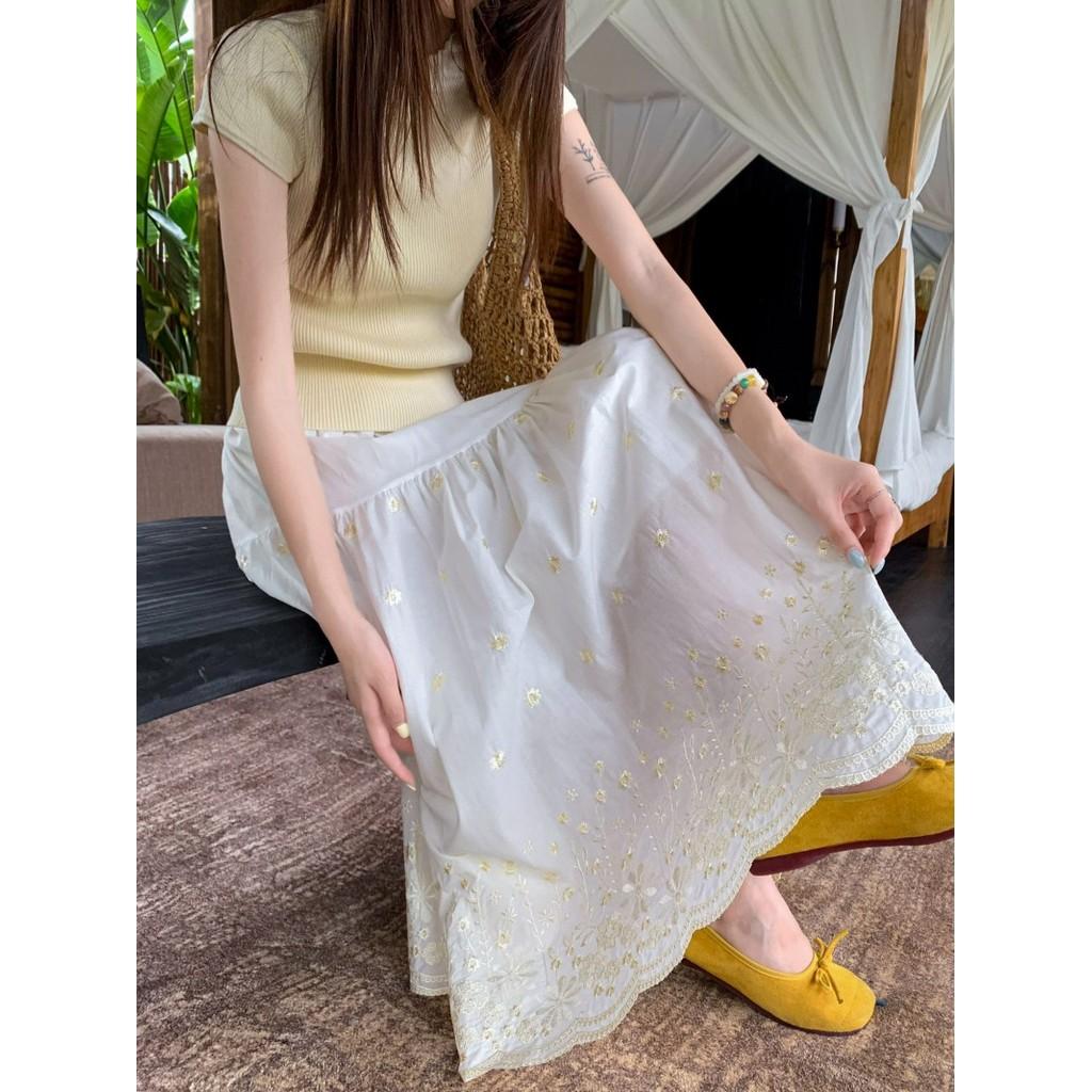 Qooth Women A Line Embroidery Flower Ruffle Skirt Wide Hem Mid Length Elastic Waist Casual Skirt QT2668