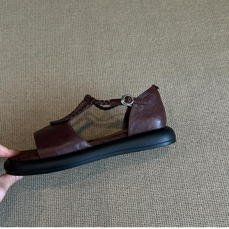 Retro woven flat-soled sandals for women's summer new models are very easy to wear, soft soles are not tired, Xiaohongshu popular Roman sandals