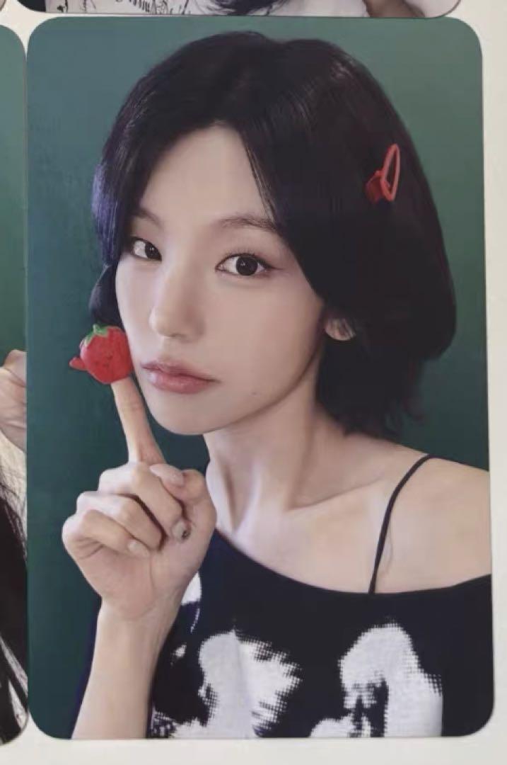 

[USED] ITZY MAKESTAR Shanghai Autograph Session Winner Exclusive Trading Card Yeji