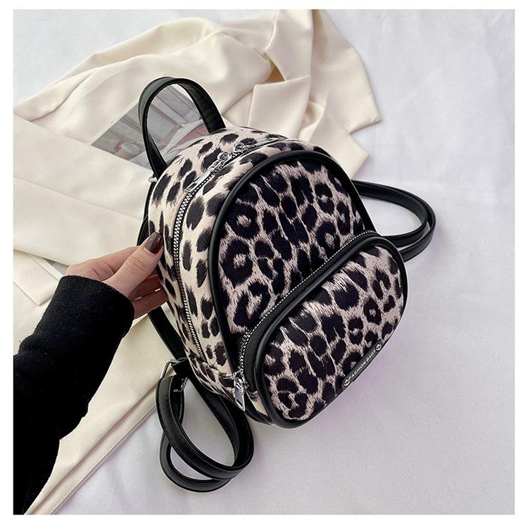 

Модный нишевый универсальный дорожный маленький рюкзак 2025 новый легкий рюкзак женский леопардовый принт многоцелевой рюкзак женский чёрный