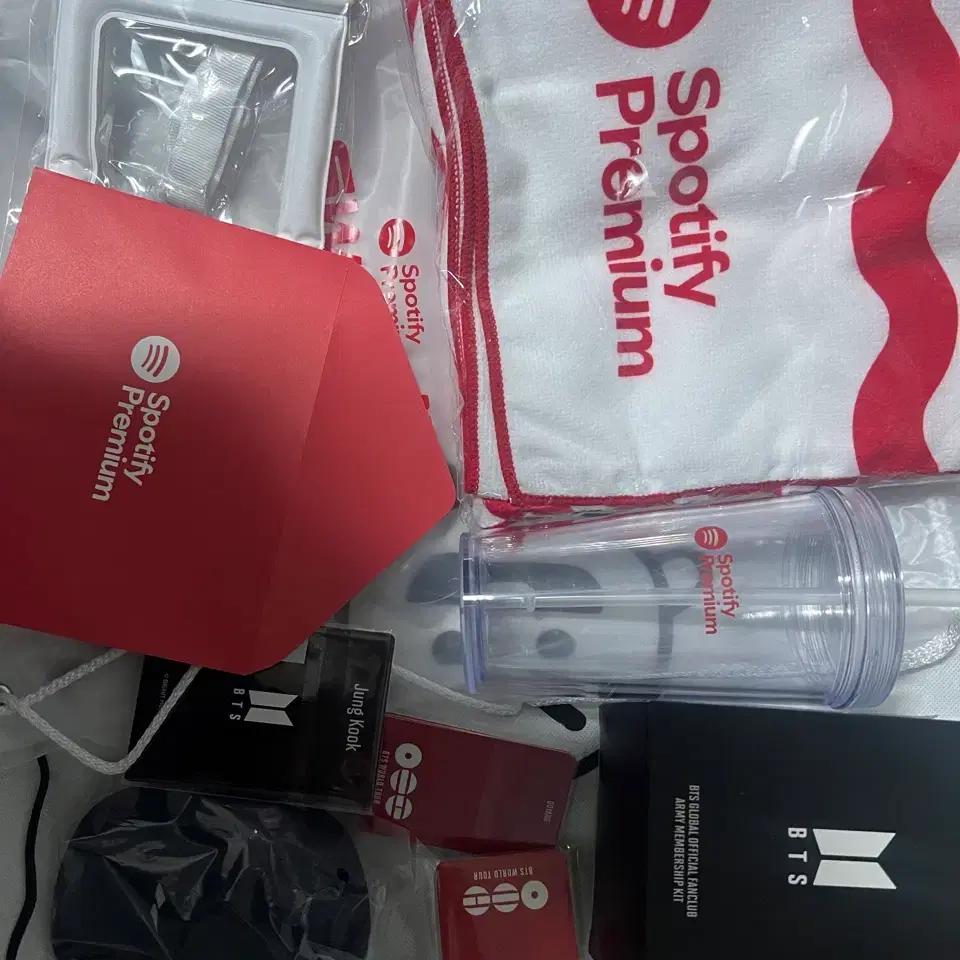 BTS Goyang/Tokio/Pusan fotokarta+Sada pro členy+Spotify Swimside