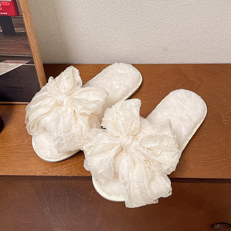 

Модный бант однотонный пушистый тапочек женская верхняя одежда 2025 весна новинка плюшевый домашний на плоской подошве удобный тапочек на одно слово 40-41 белый