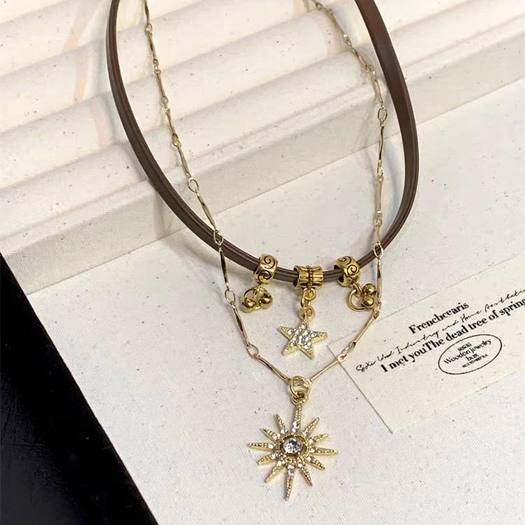 Collana Maglione Impilato Boemo Maillard da Donna Marrone Vintage Collana Chiave di Volta Accessori Premium