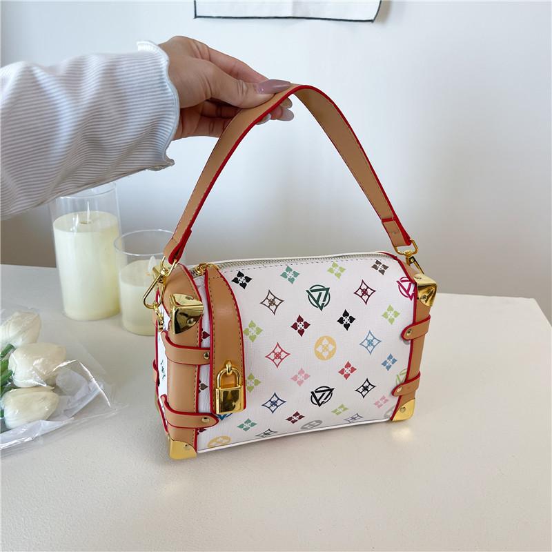 

Новая модная сумка-подушка контрастного цвета, портативная, на плечо, кроссбоди, трендовая женская сумка белый