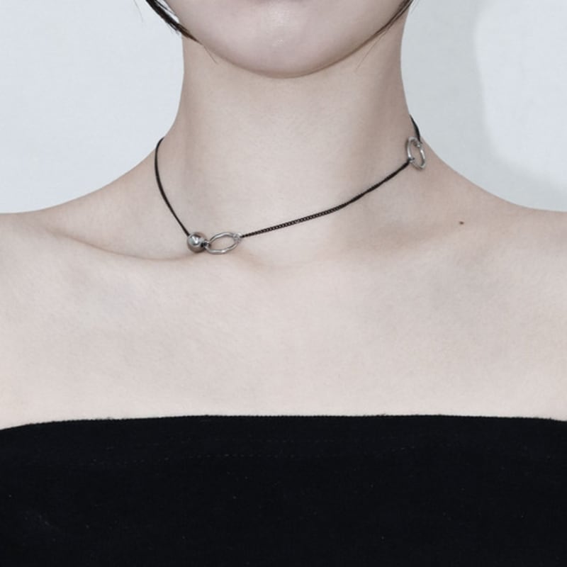 Baroque Stone Black Chain Three Circle Necklace