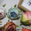 Ev Dekoru – Dekoratif çiçekler ve çelenkler