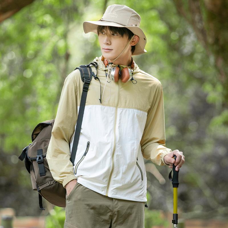 Summer new sunscreen clothes for men and women, light and breathable, UV-proof hooded skin clothes, outdoor sports hiking suits