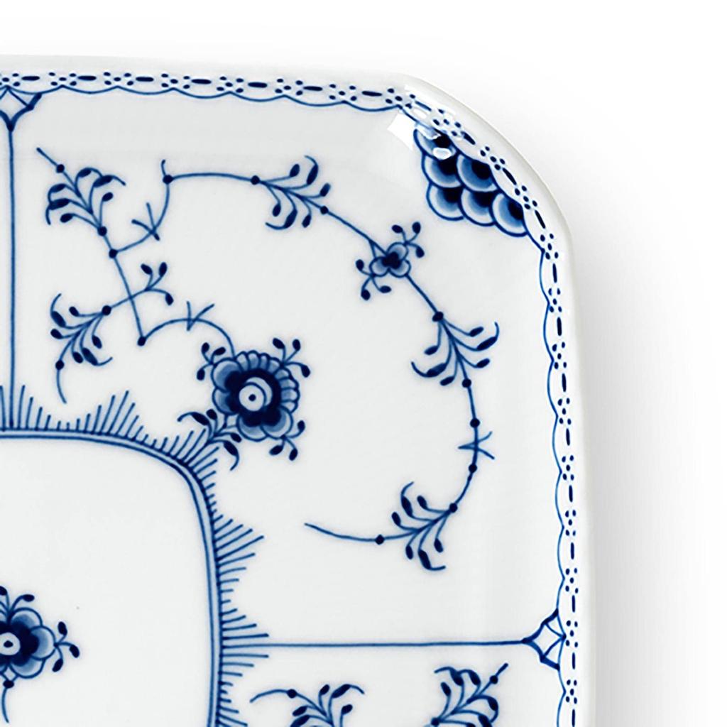 Importovaný čtvercový talíř Royal Copenhagen Blue Fluted Half Lace 21cm, svatební dárek 1066923 [Běžný produkt]