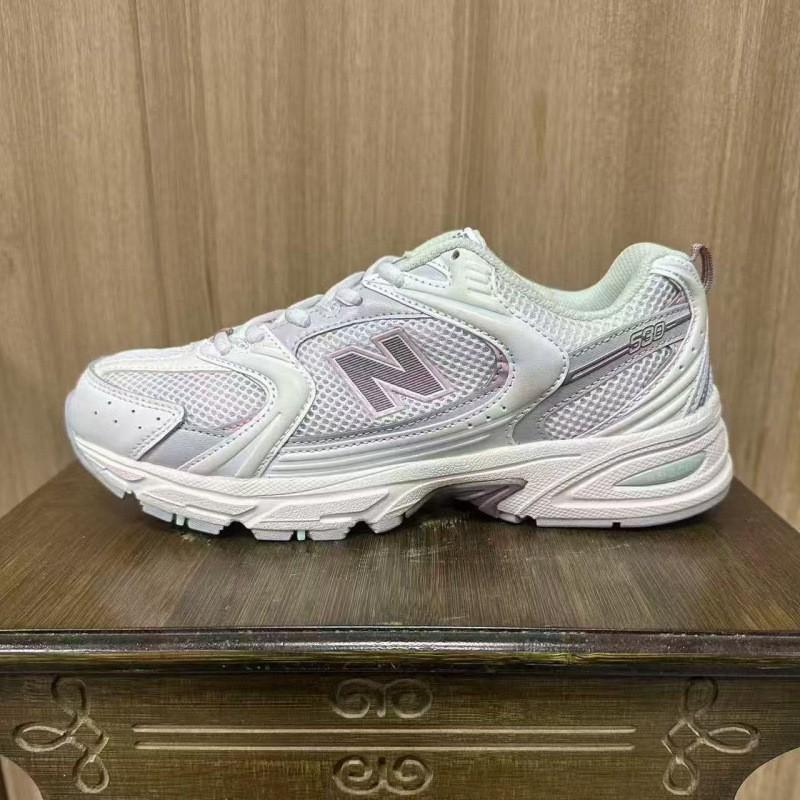 Low-Top Breathable Retro Running Shoes Men Women Cushioned Comfort Sneakers With Hidden Heel Lift