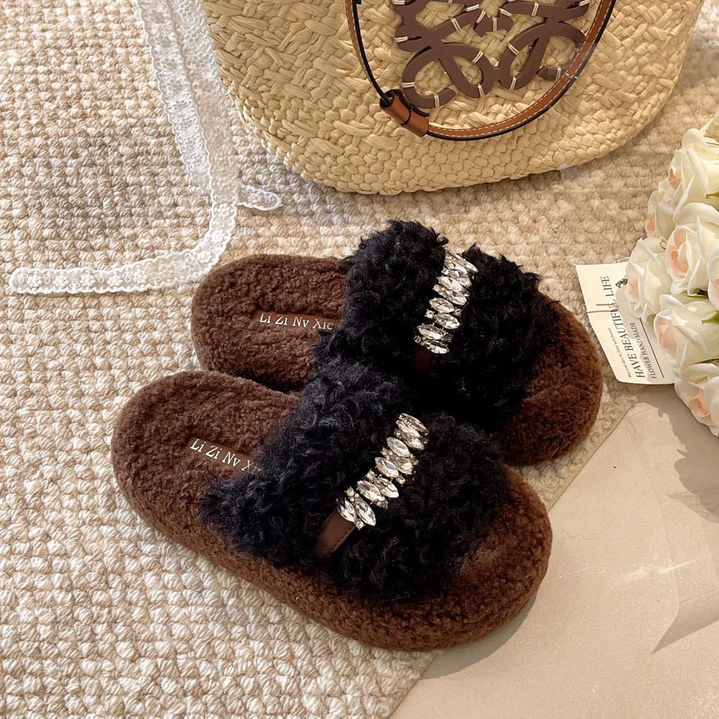 Fairy Wind Thick Bottom Hairy Drag Girl Wearing Ins Trendy Small Fragrant Wind 2025 New Autumn and Winter French Lazy Cotton Slippers