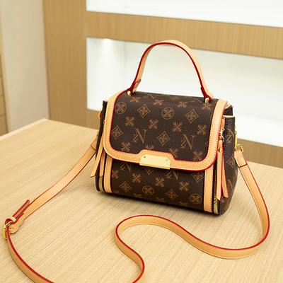 Korean New Light Luxury Textured Bag Fashionable Crossbody Small Square Bag Versatile Women's Leather Pattern One Shoulder Handbag