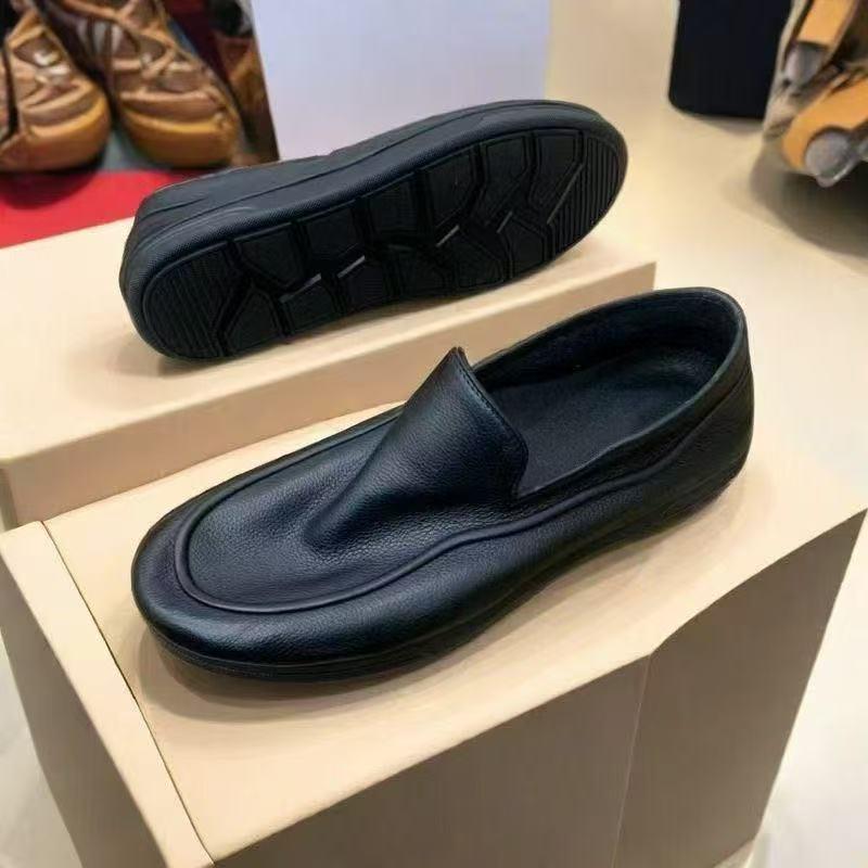 2025 Herren Casual Slipper aus Leder mit weichem Obermaterial und Sohle