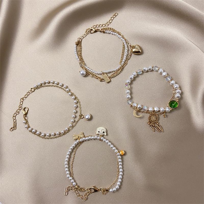 Classic Fashion Butterfly Pearl Pendant Bracelet For Women Exquisite Lucky Cuff Bracelet Anniversary Gift Luxury Jewelry New
