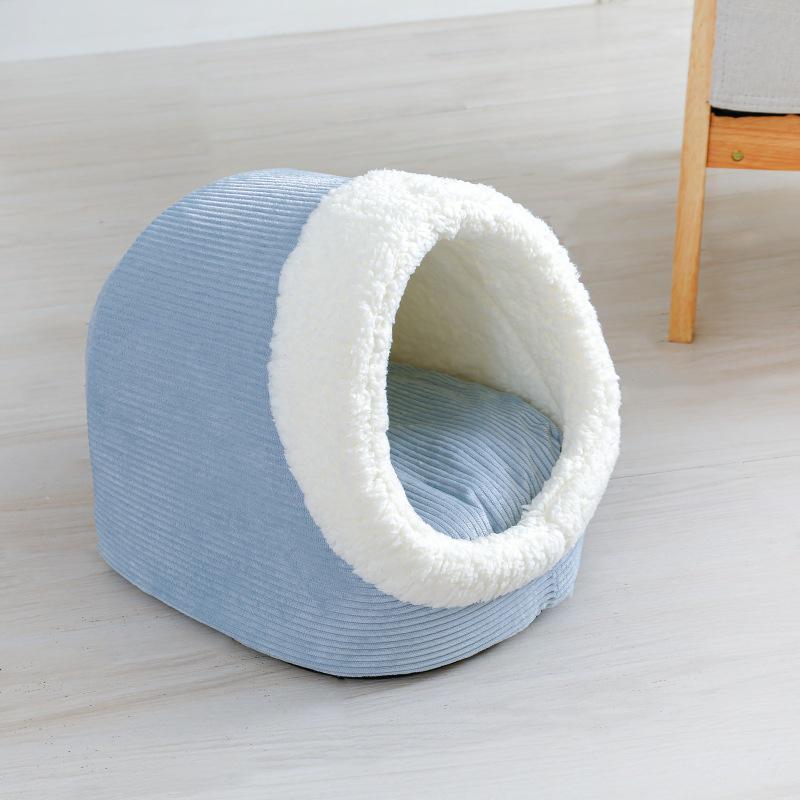Cozy Winter Cat & Small Dog Semi-Enclosed Bed