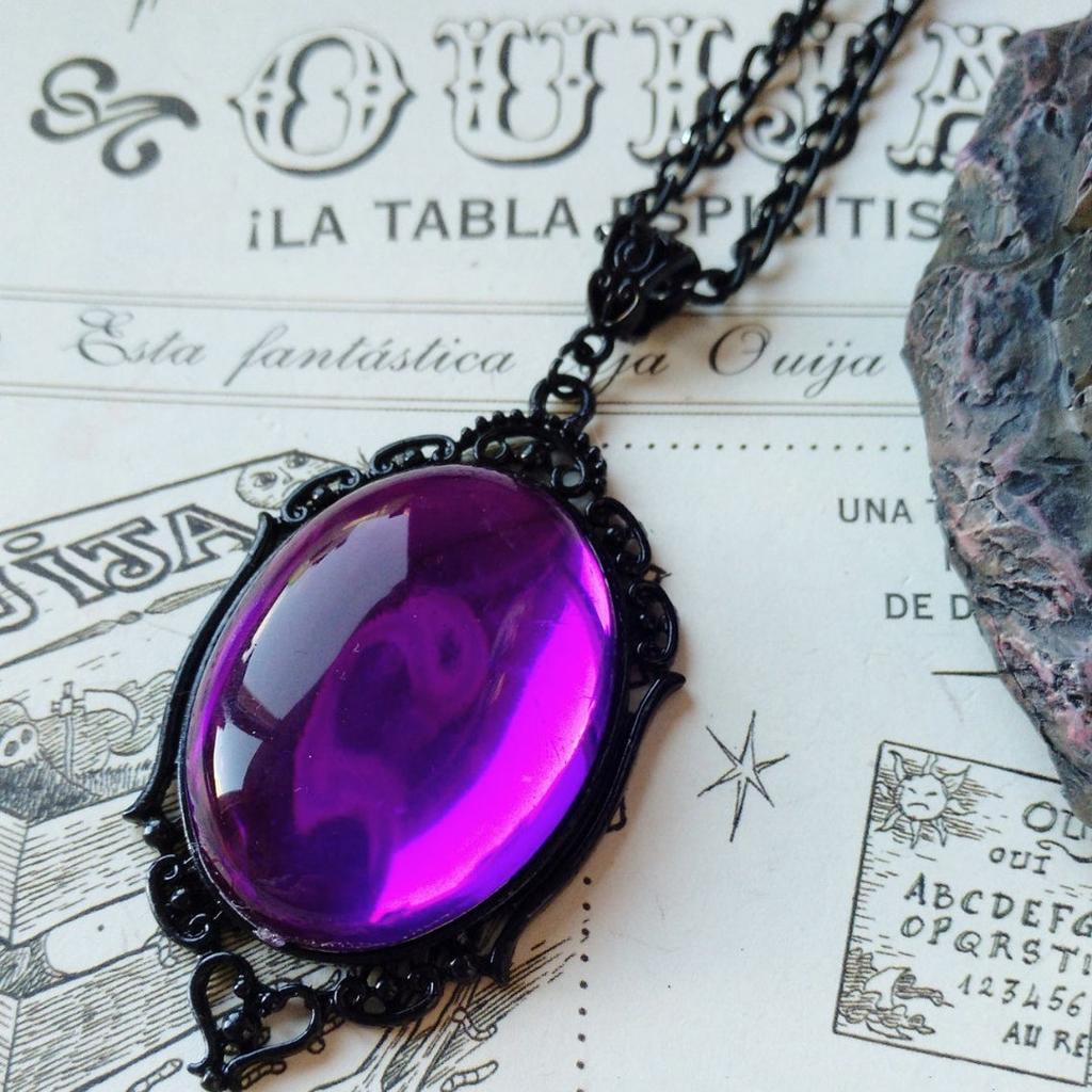 Collana Pendente in Cristallo di Quarzo Gotico Stardust Vintage per Donna